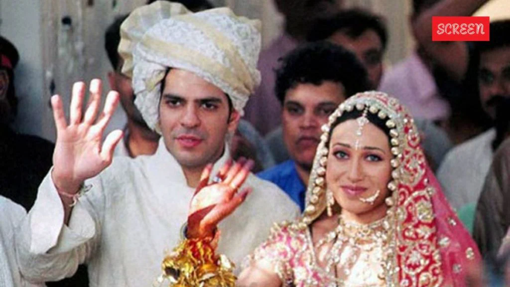 Bee might have bared Fangs like Death for  Karishma Kapoor’s Ex Hubby