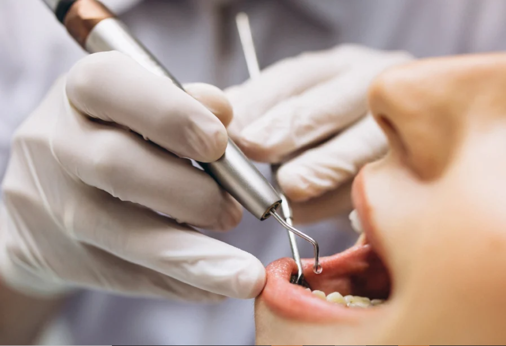 Some fake dentists learned from online video, says academic