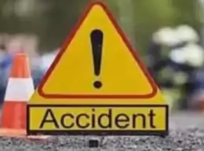 Pharma Company Bus Overturns in Miyapur, 10 Employees Injured, Probe Underway