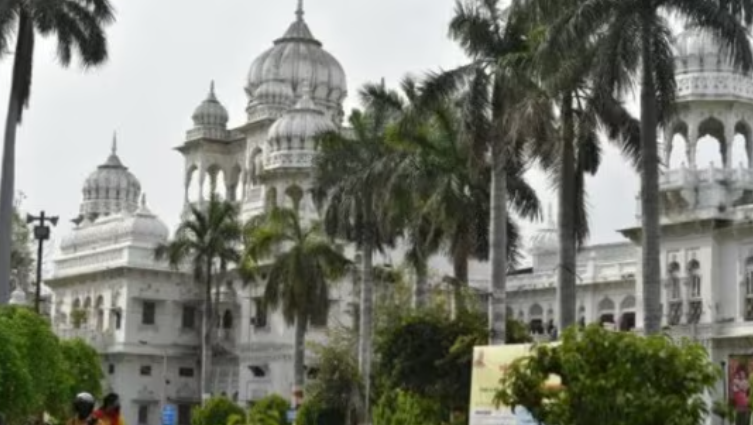 KGMU urology scam: Medicines worth ₹5 lakh recovered from dismissed staffers’ lockers