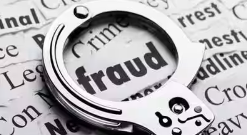 Four booked for cheating pharma firm manager of ₹26 lakh with promise of PDO job